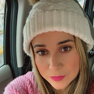 Meet your Posher, Marcela